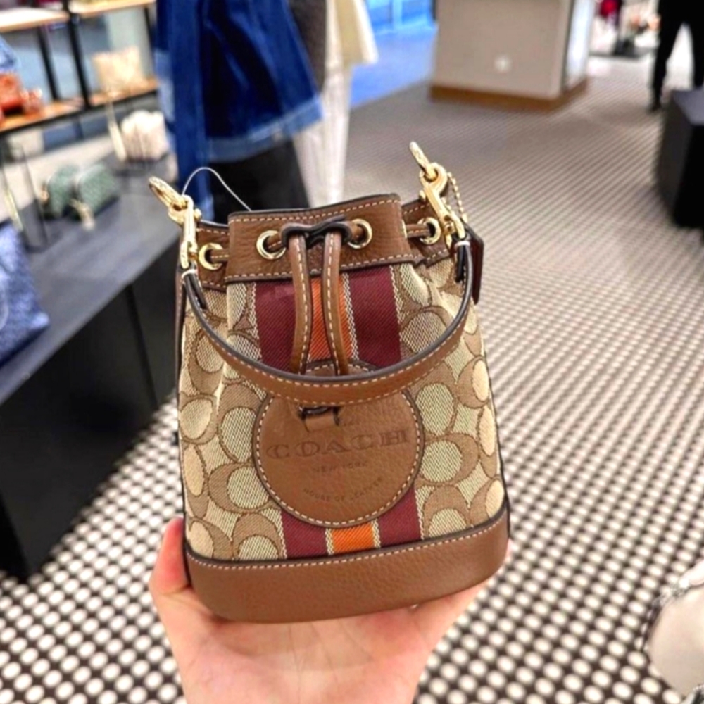 Coach Mini Dempsey Patch Bucket Bag Signature Jacquard Khaki/Saddle C8322 - Picture 2 of 6